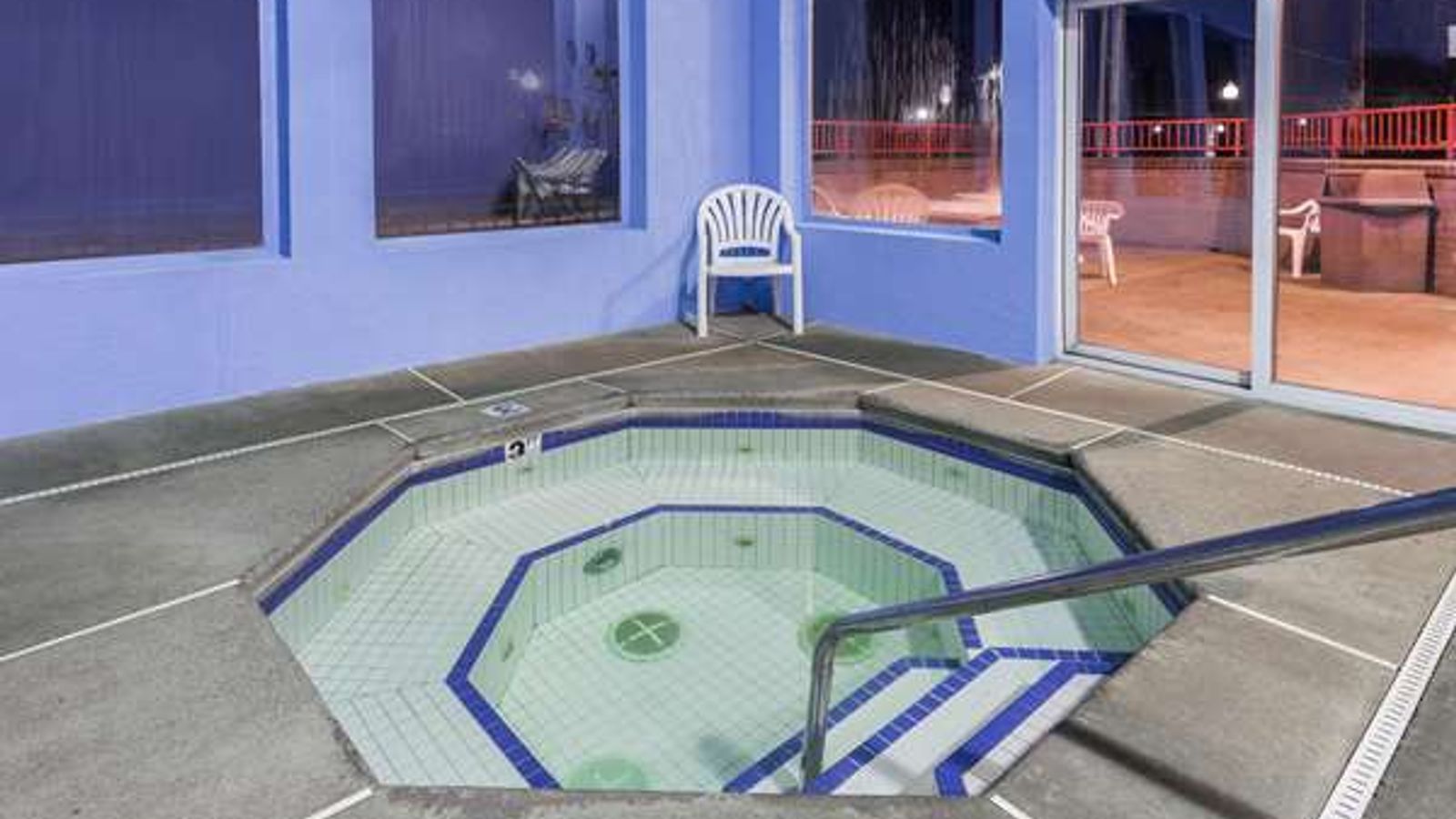 Photo of Super 8 by Wyndham Corvallis