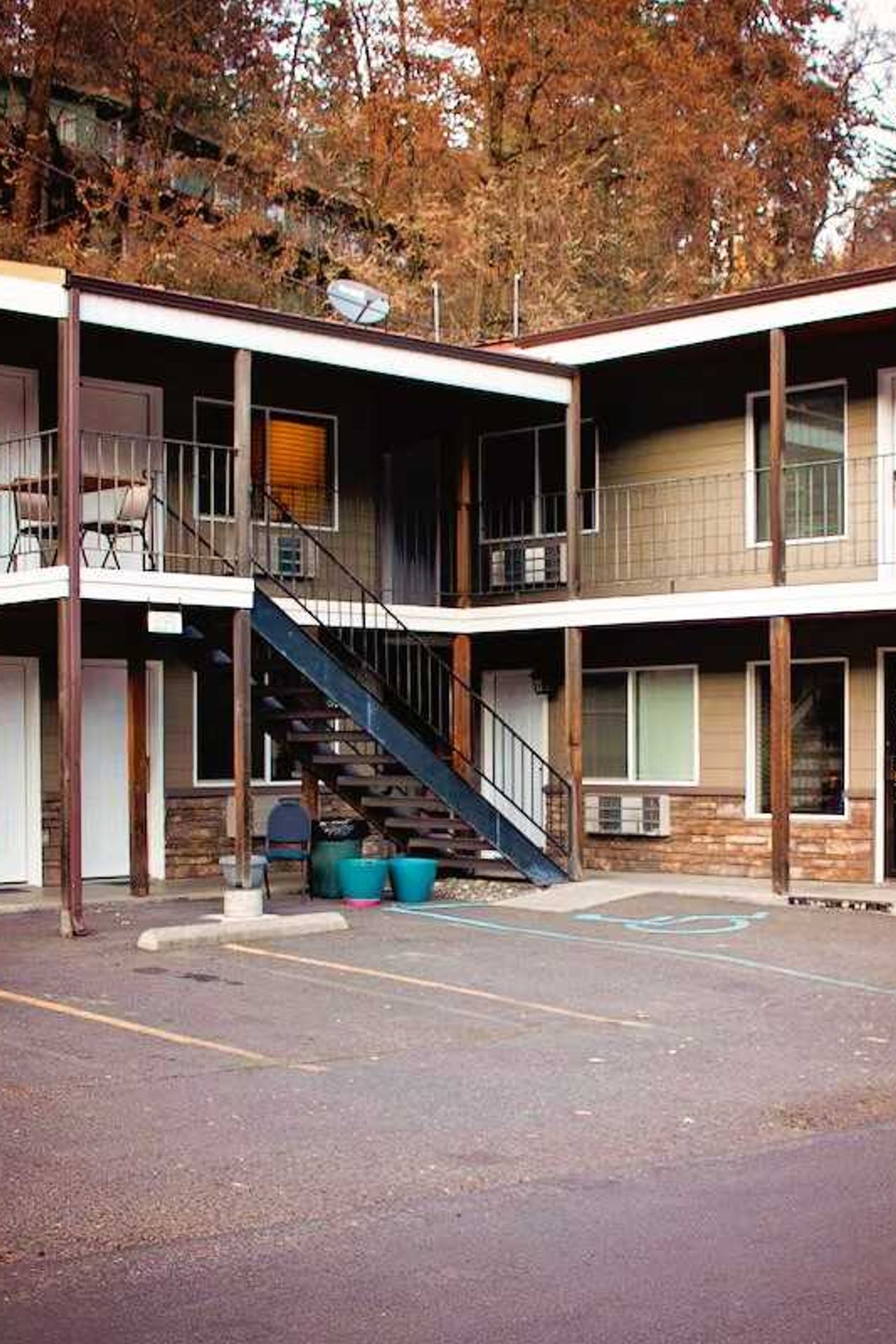 White Pine Motel