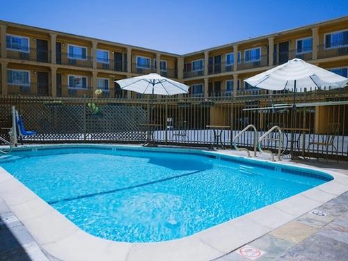 Photo of Napa Valley Hotel and Suites