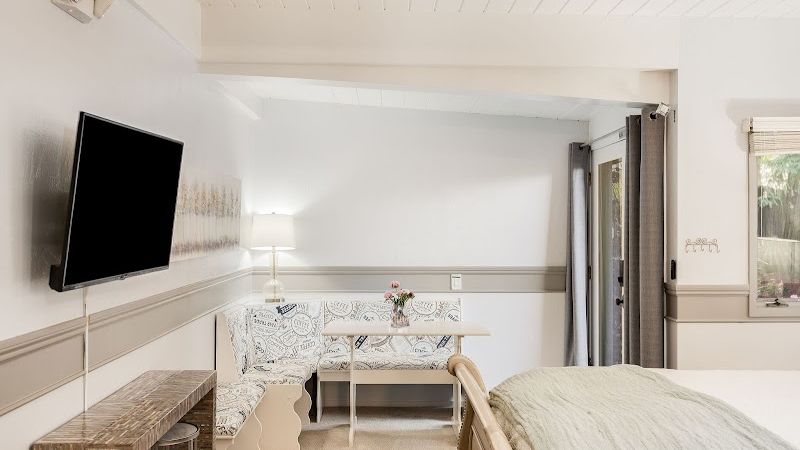 Photo of Potter's Foothill House B&B