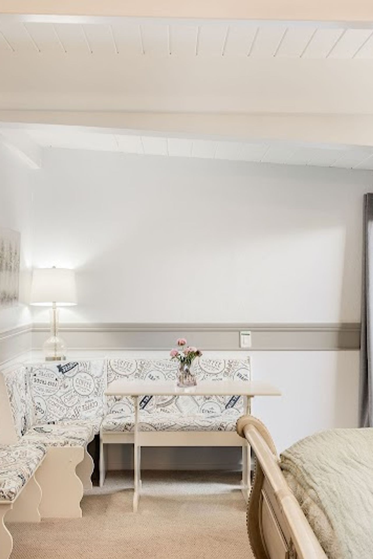 Photo of Potter's Foothill House B&B