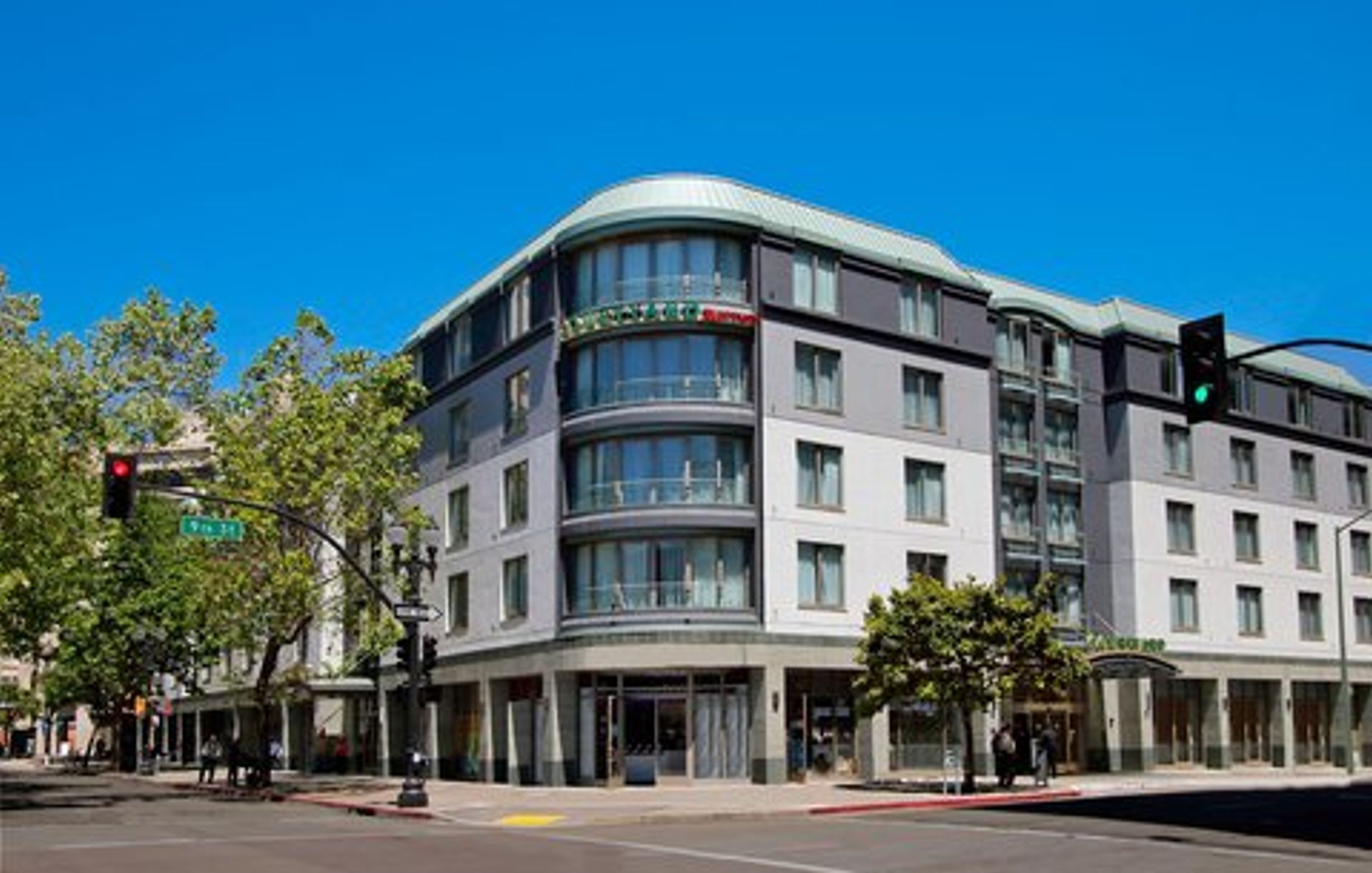 Courtyard Oakland Downtown