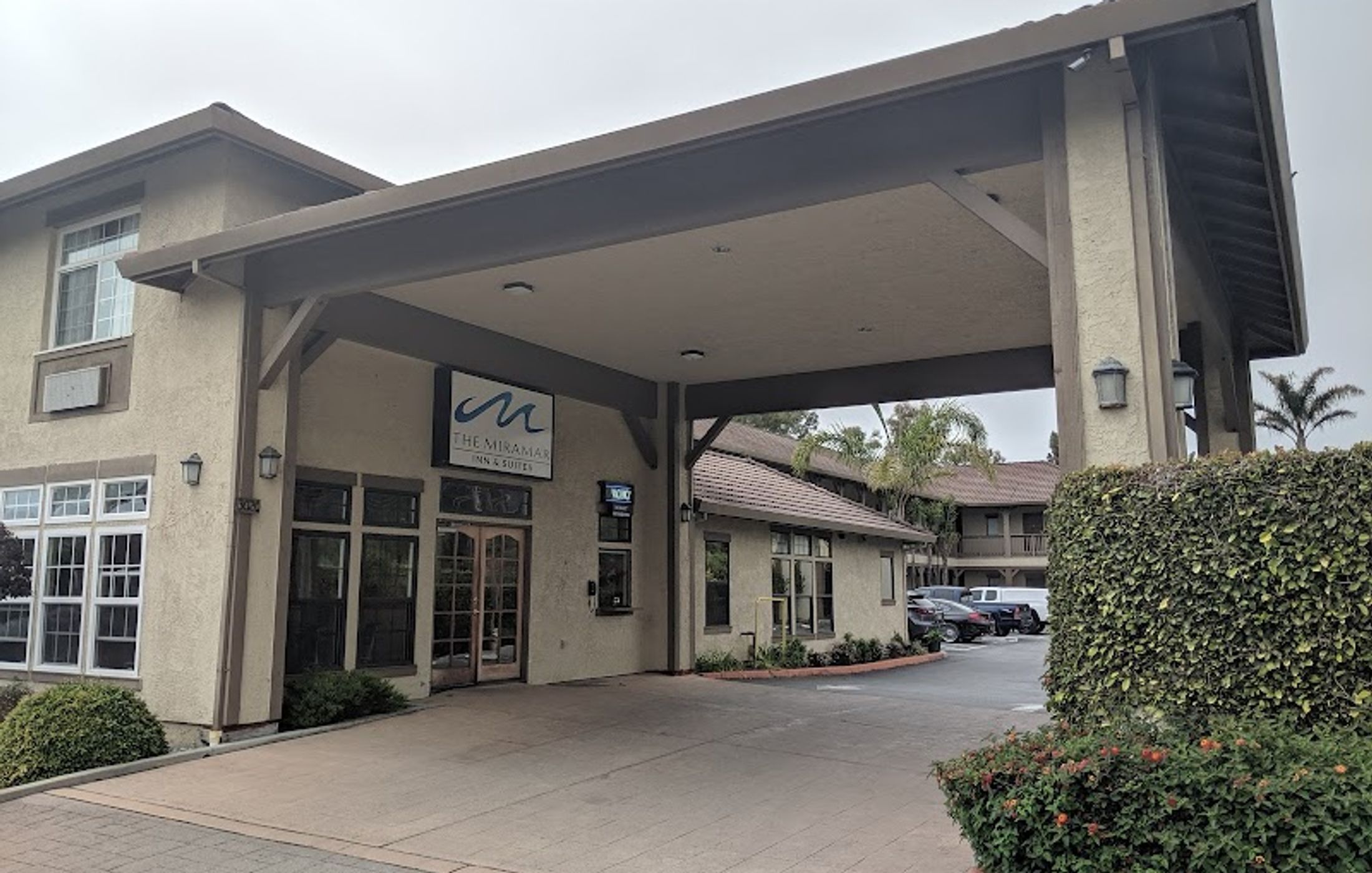 The Miramar Inn & Suites