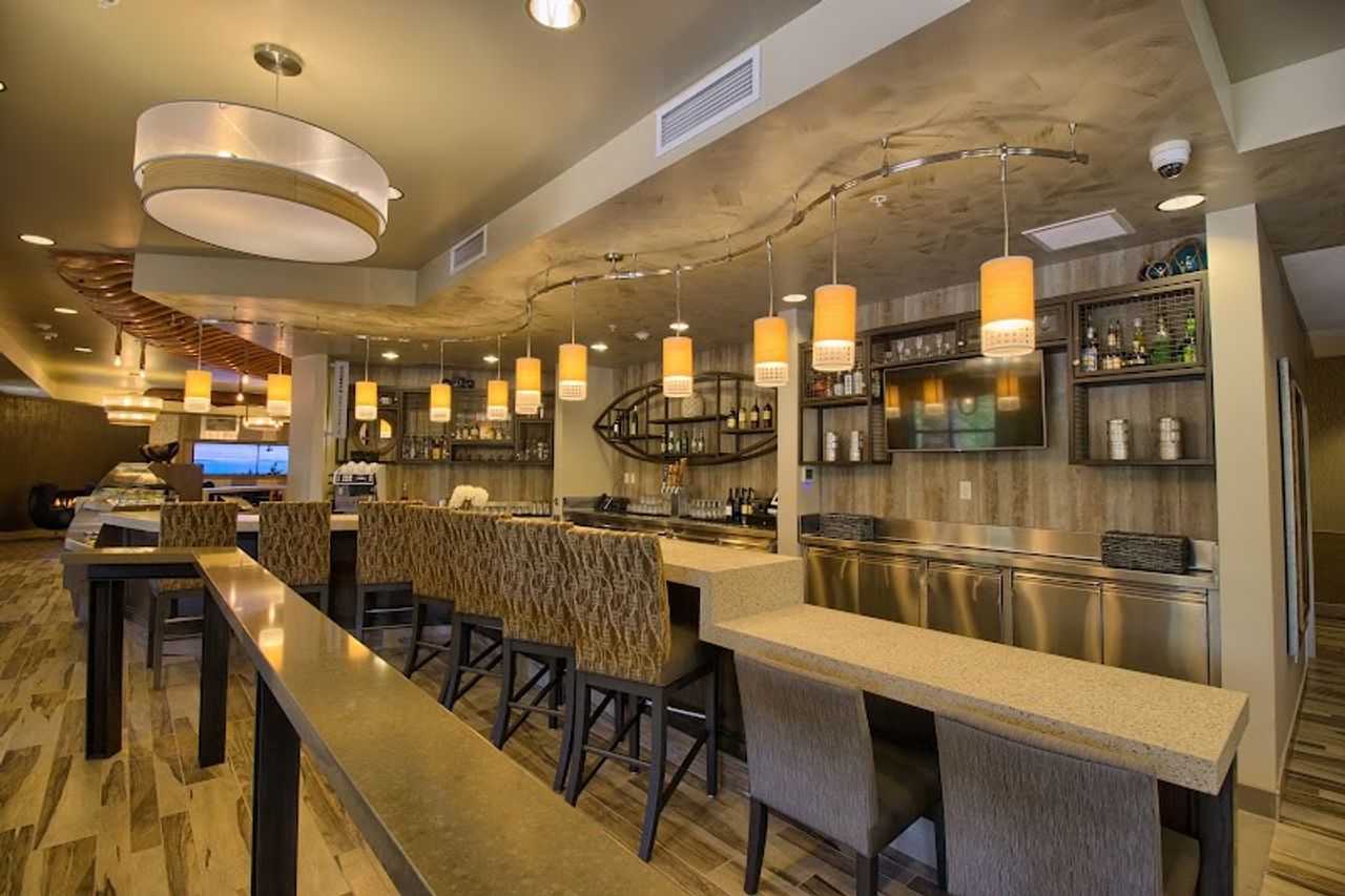 Photo of Oxford Suites Bellingham