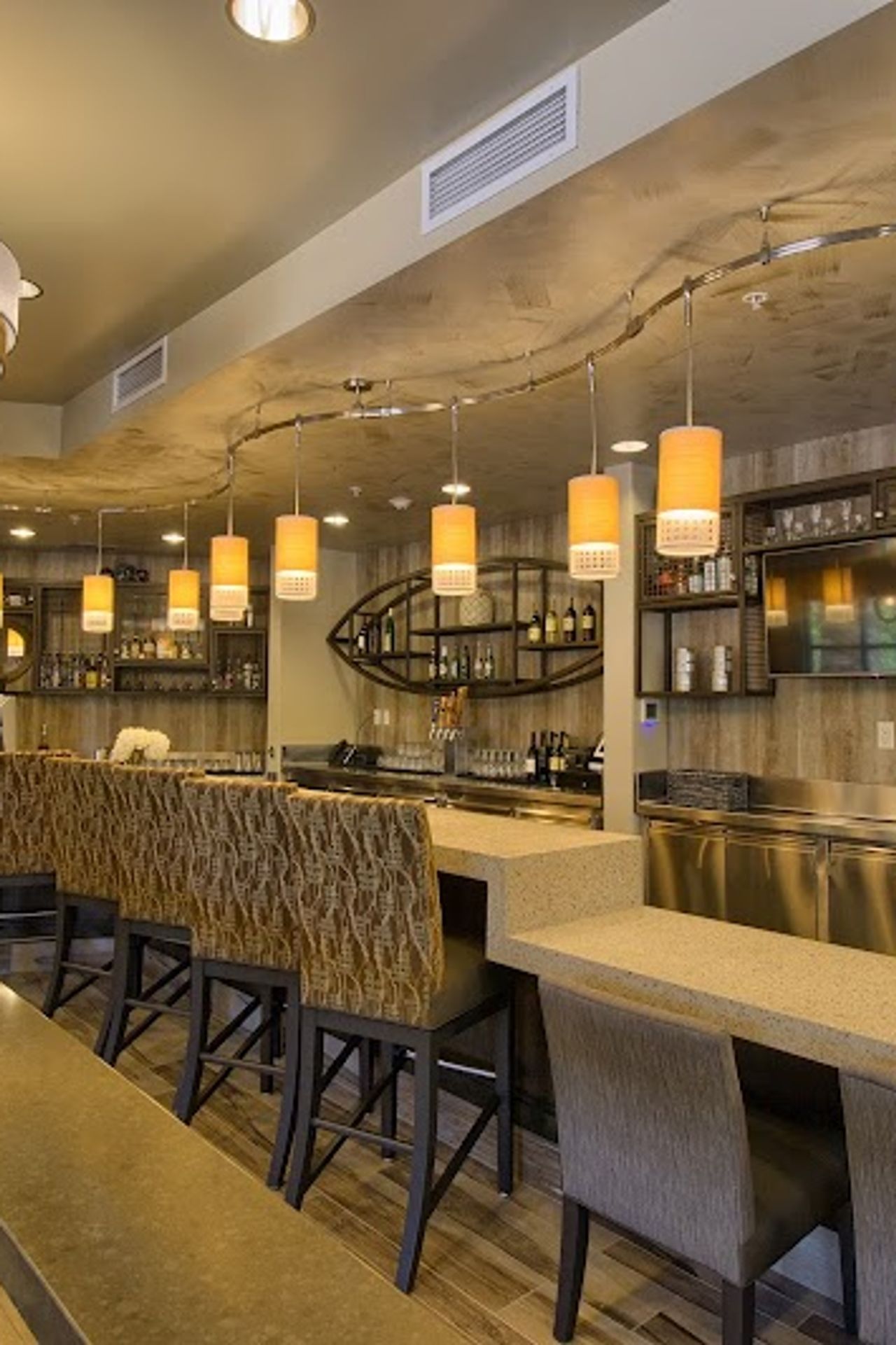 Photo of Oxford Suites Bellingham