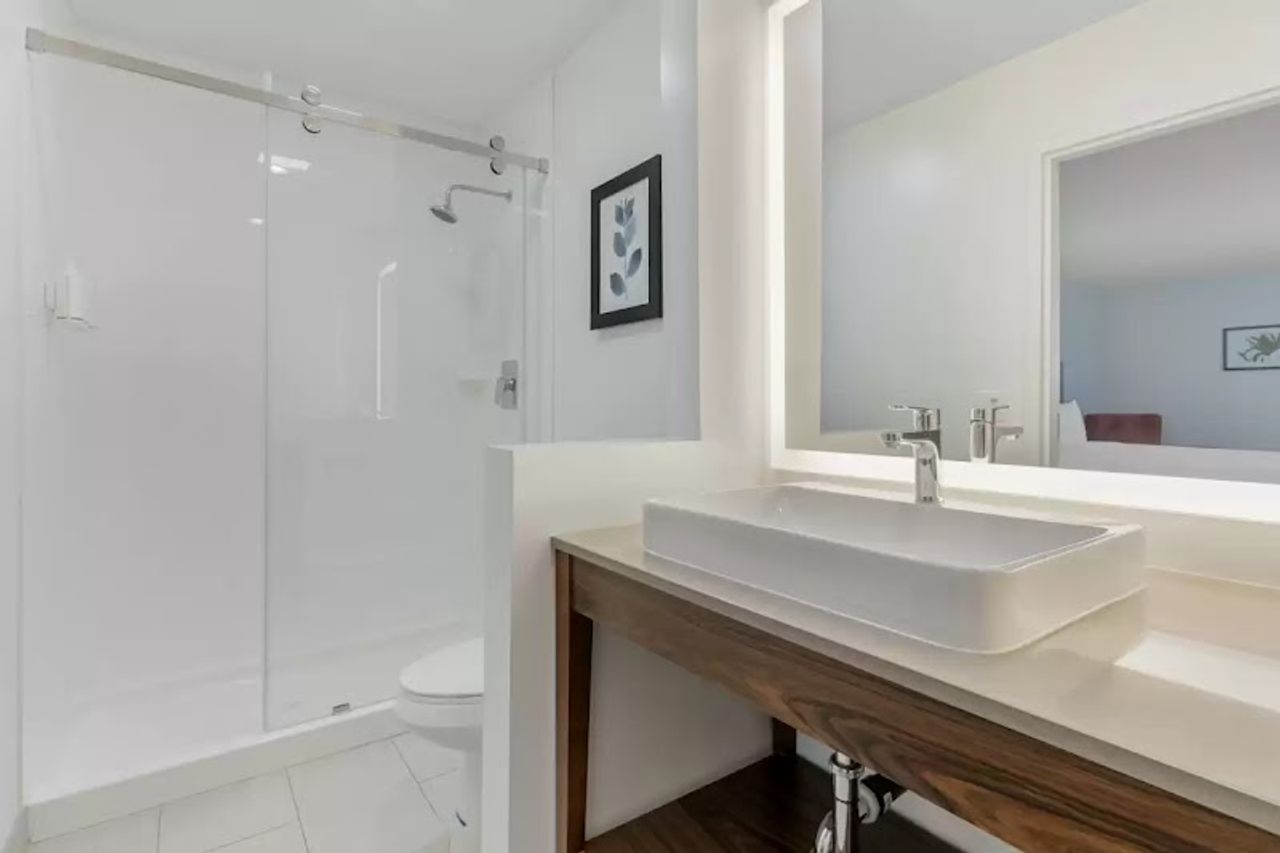 Photo of Country Inn & Suites by Radisson, Vallejo Napa Valley, CA