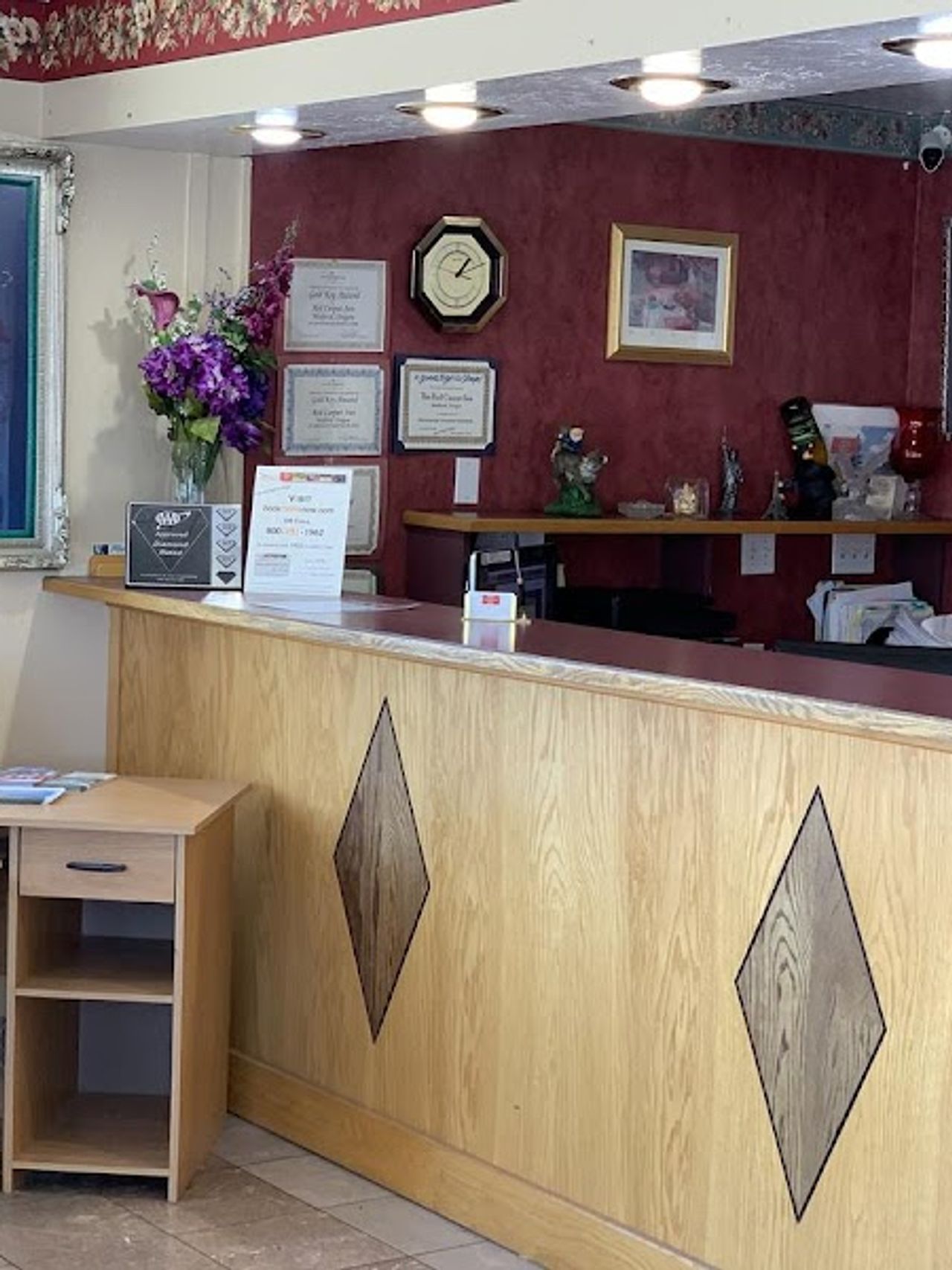 Photo of Red Carpet Inn Medford, OR
