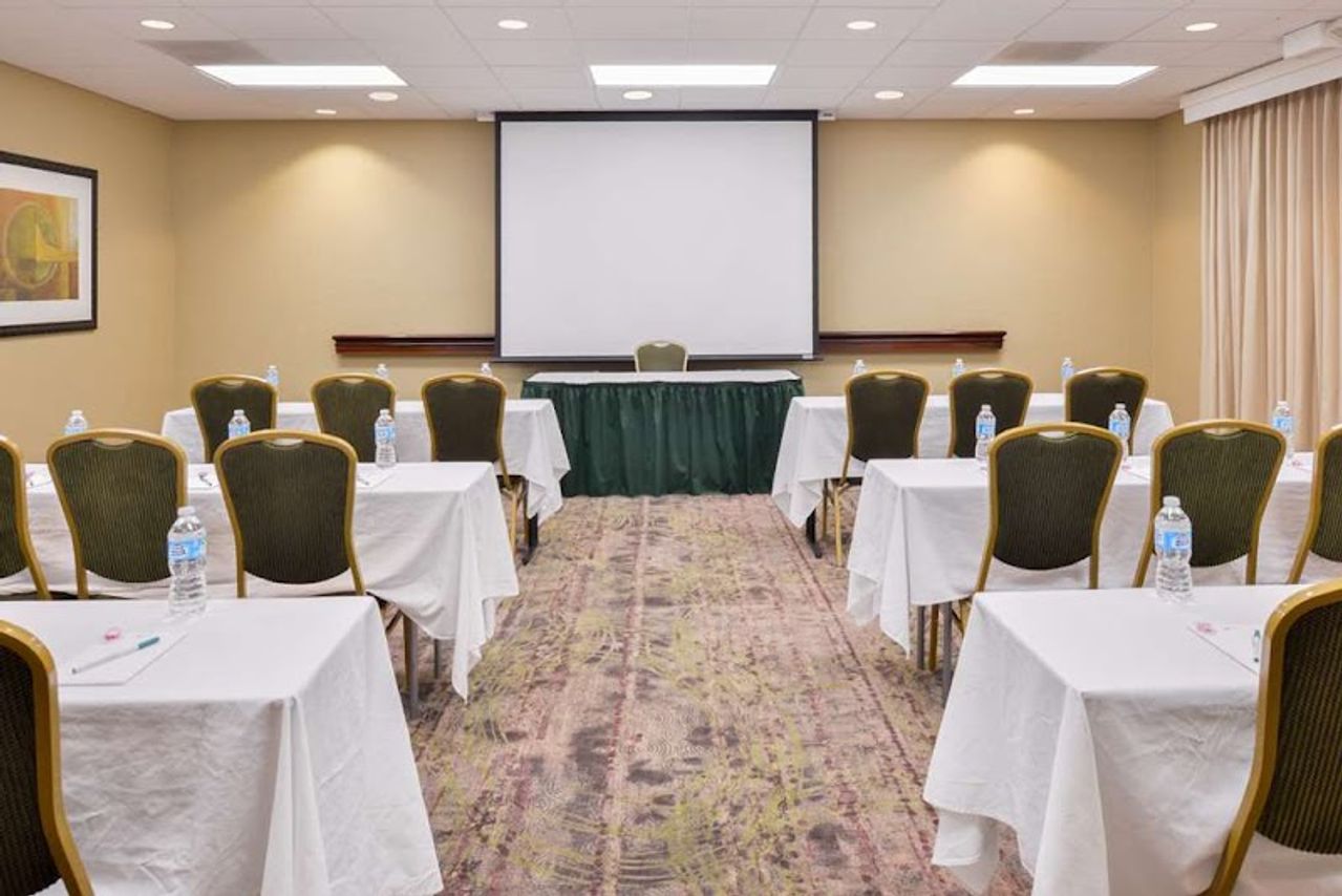 Photo of Homewood Suites by Hilton Fresno