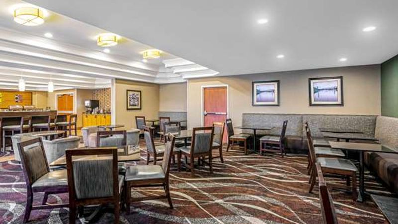 Photo of La Quinta Inn & Suites by Wyndham Coeur d Alene