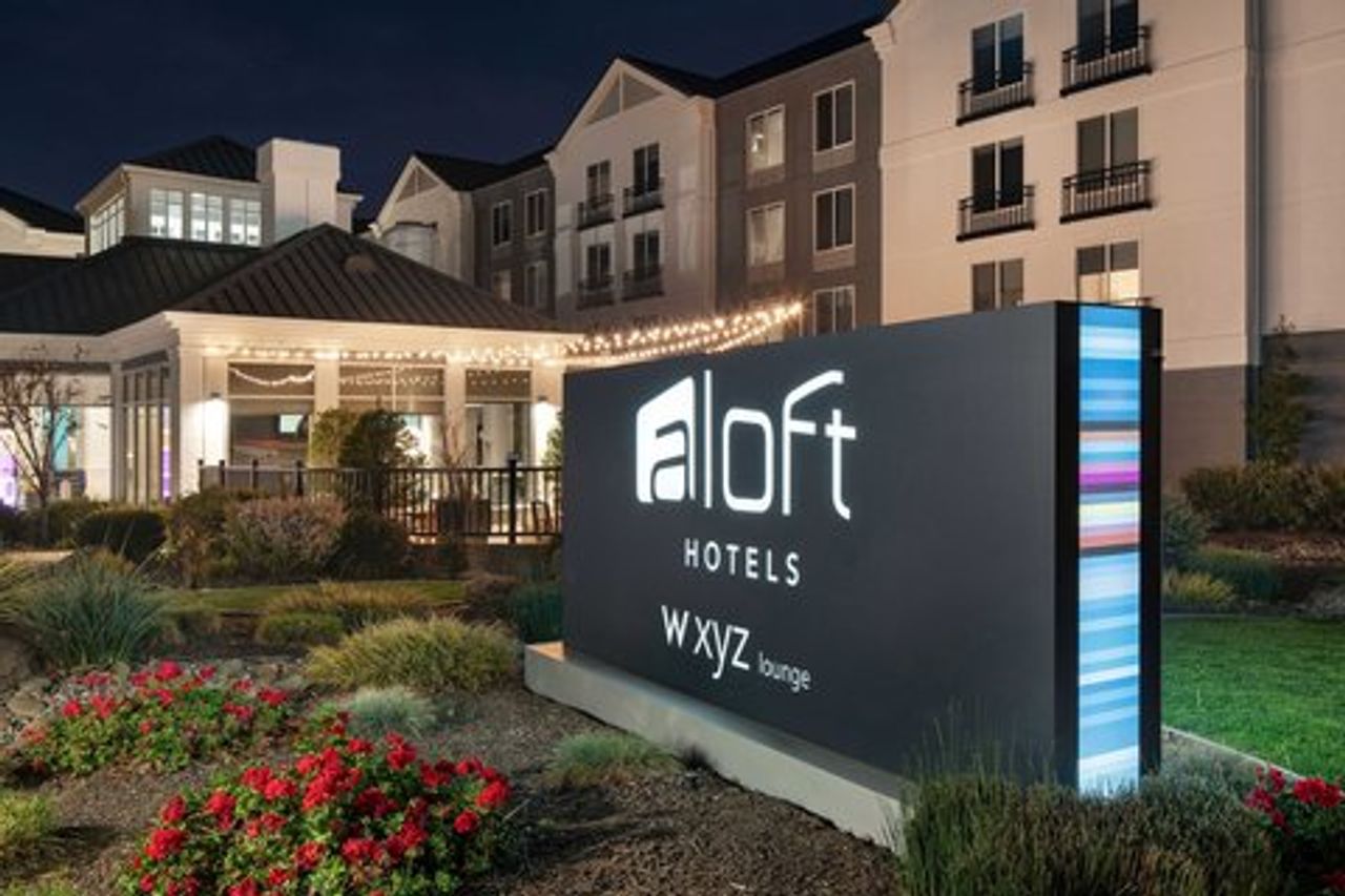 Photo of Aloft Mountain View