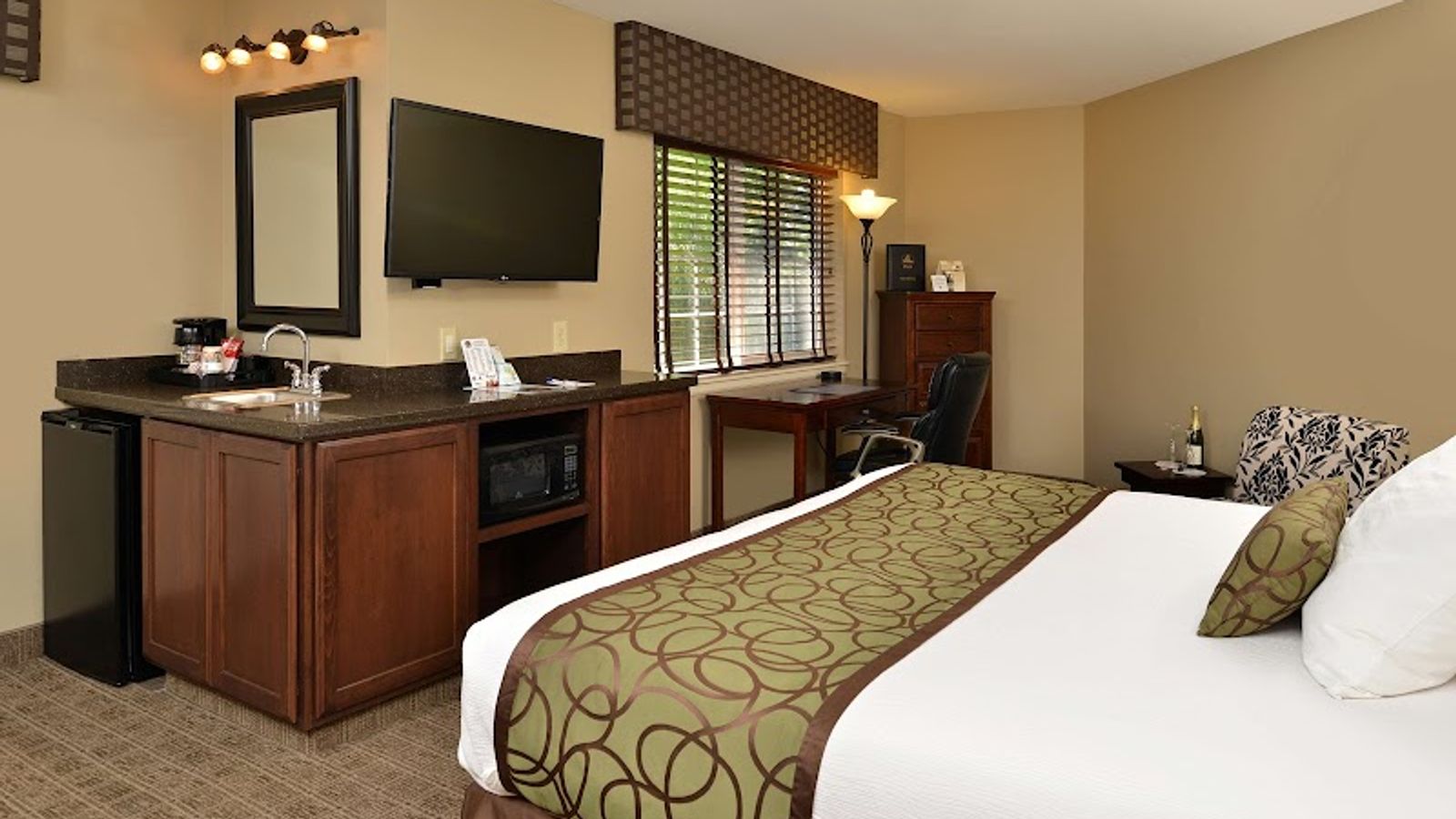 Photo of Best Western Plus Kennewick Inn