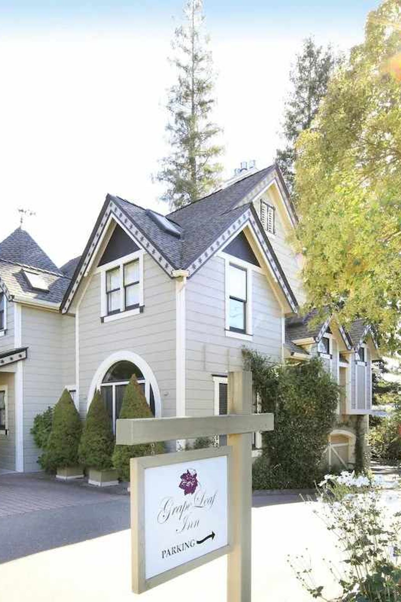 Grape Leaf Inn