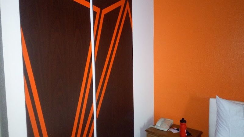 Photo of Howard Johnson by Wyndham Salem