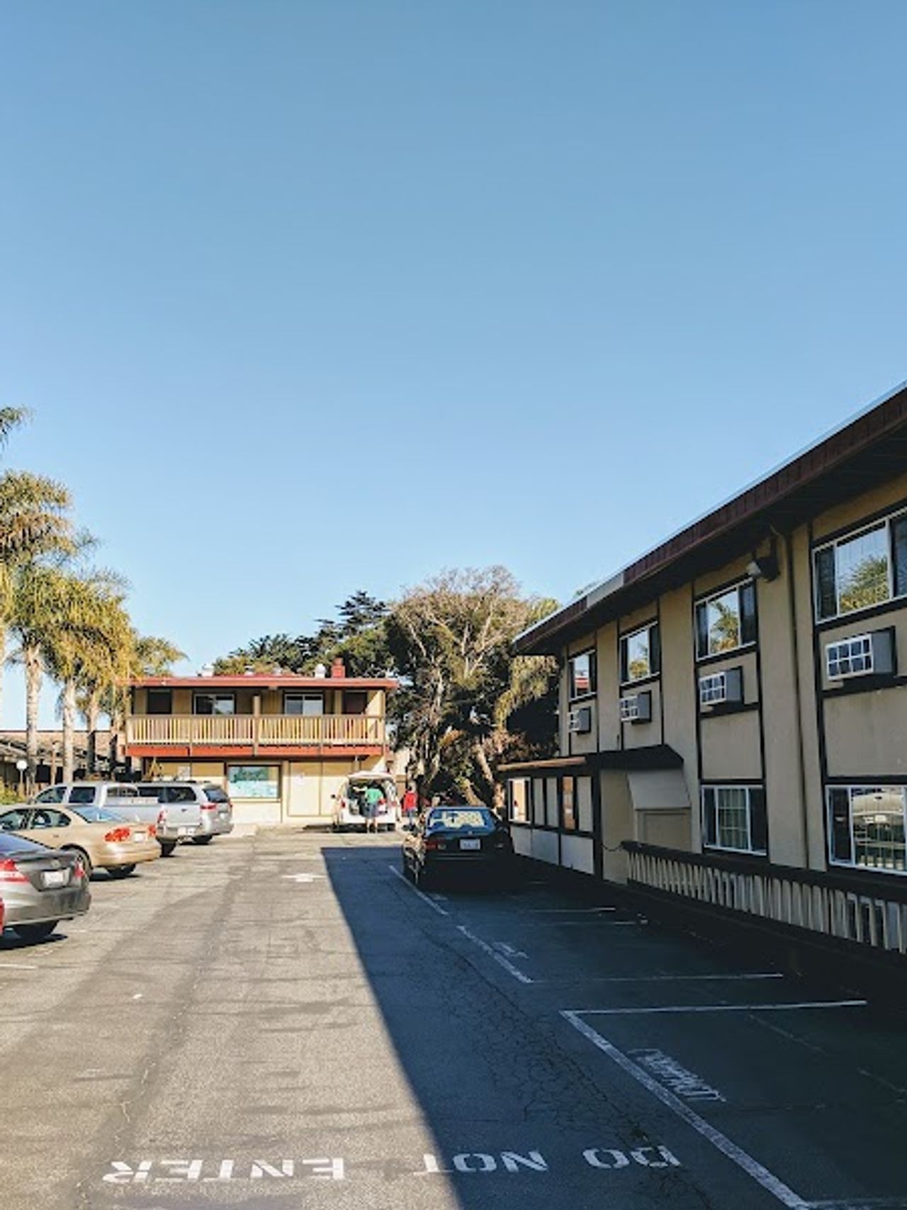 Photo of Red Roof Inn & Suites Monterey - Exterior, Free parking