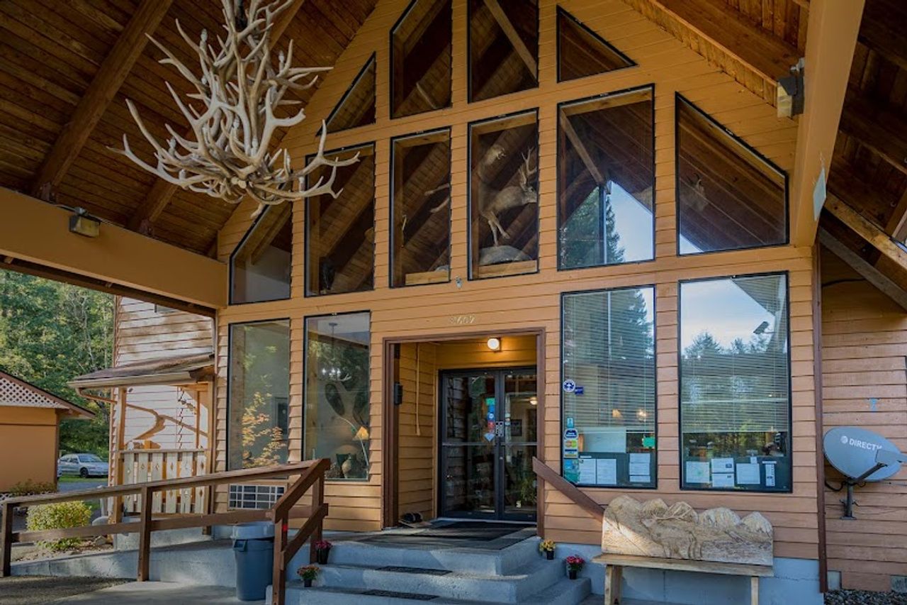 Photo of Nisqually Lodge