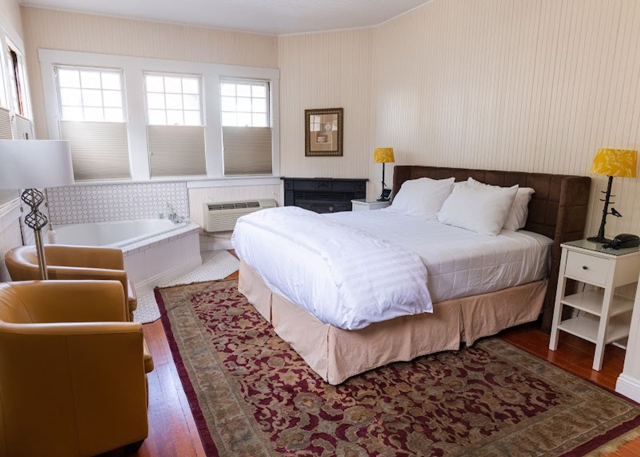 Photo of The Inn On First - Deluxe Napa Inn