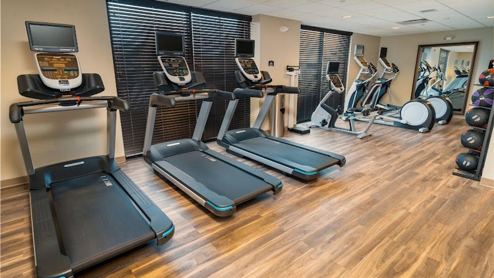 Photo of Staybridge Suites Coeur D'Alene, an IHG Hotel