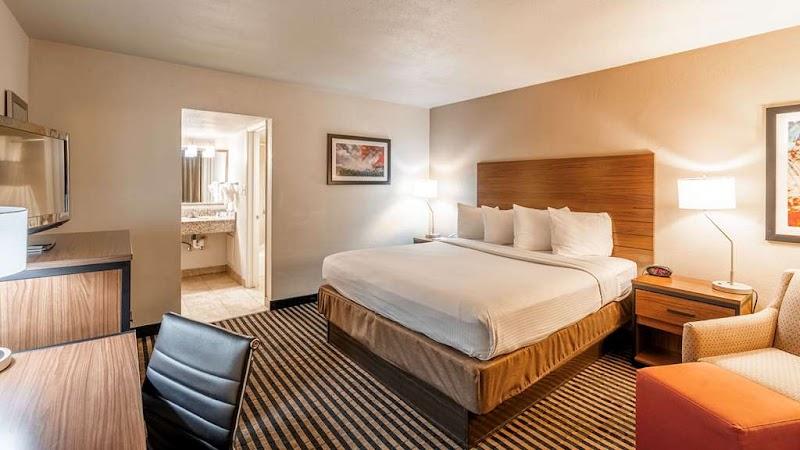 Photo of Best Western Town House Lodge