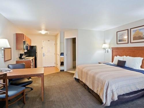 Photo of Candlewood Suites Boise - Towne Square, an IHG Hotel