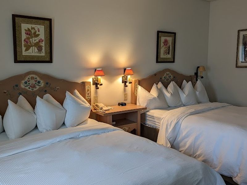 Photo of Linderhof Inn