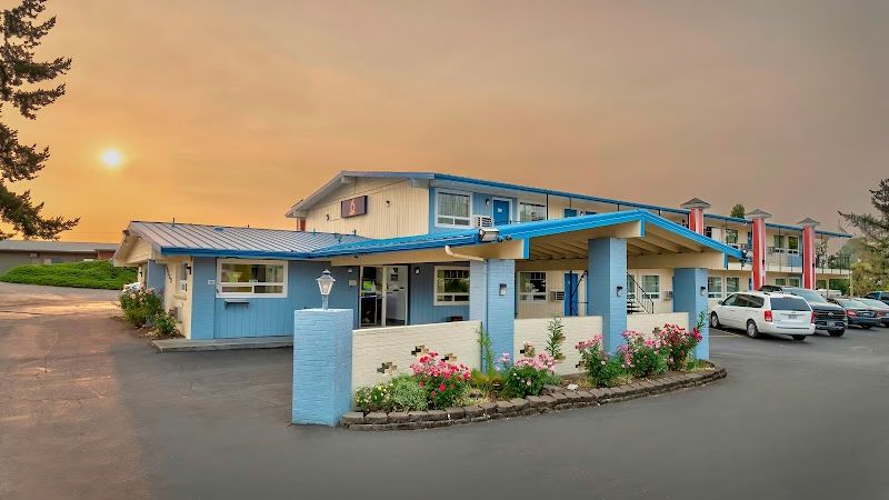 Studio 6 Suites Albany, OR