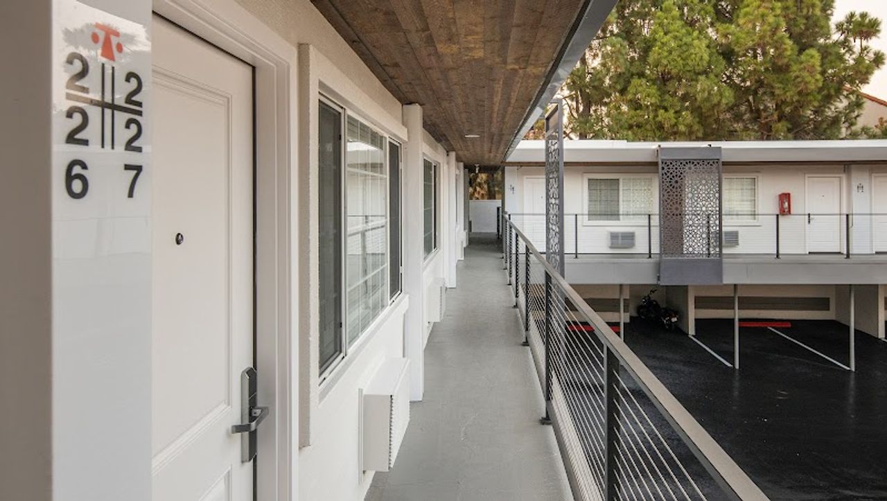 Photo of The Catrina Hotel, San Mateo