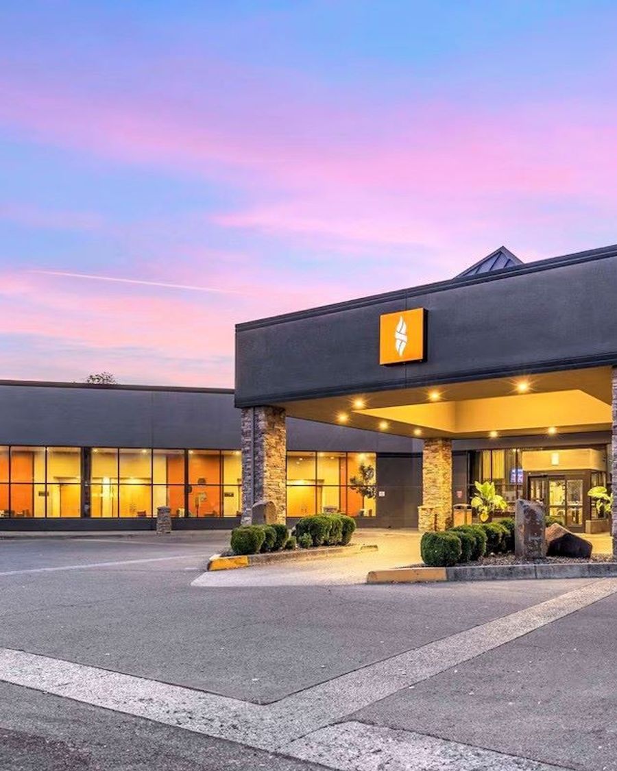 Hells Canyon Grand Hotel