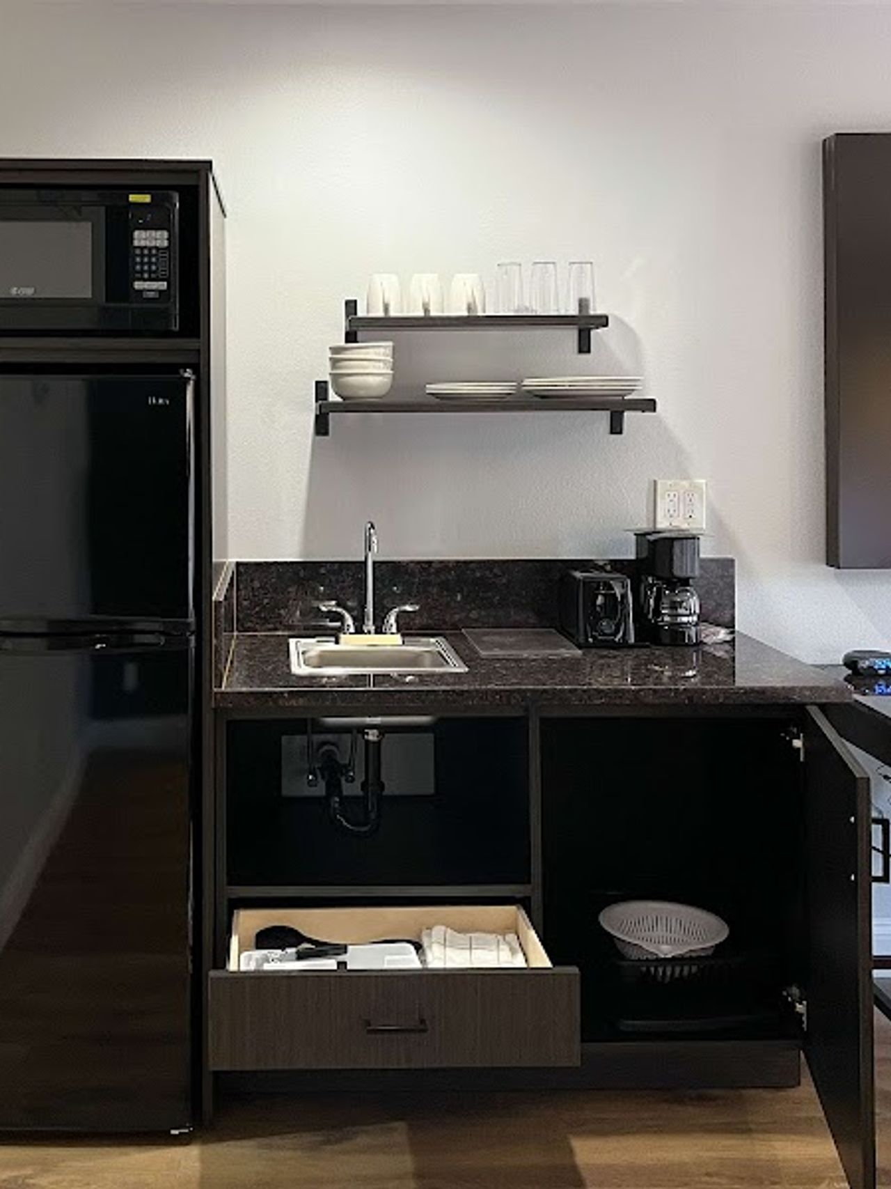 Photo of Studio 6 Vallejo, CA – Napa Valley