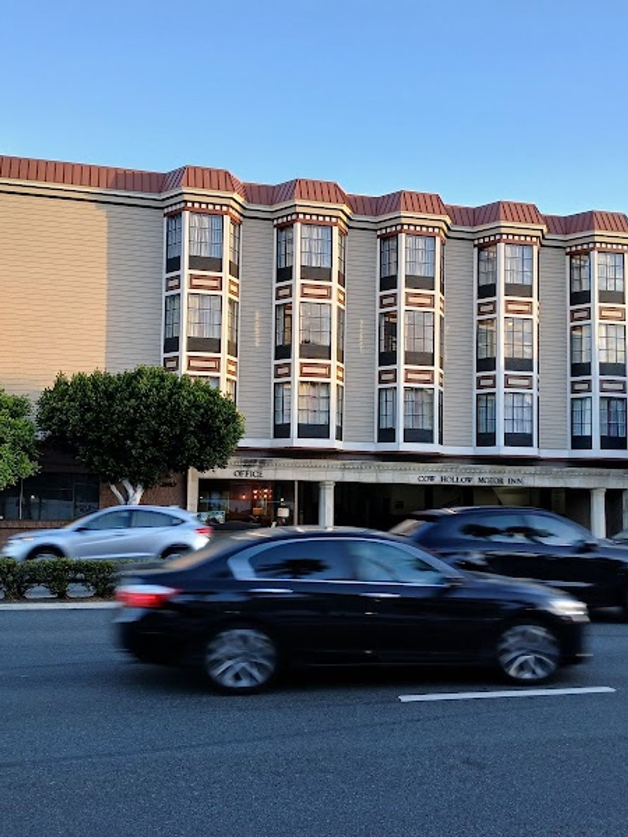 Photo of Cow Hollow Motor Inn