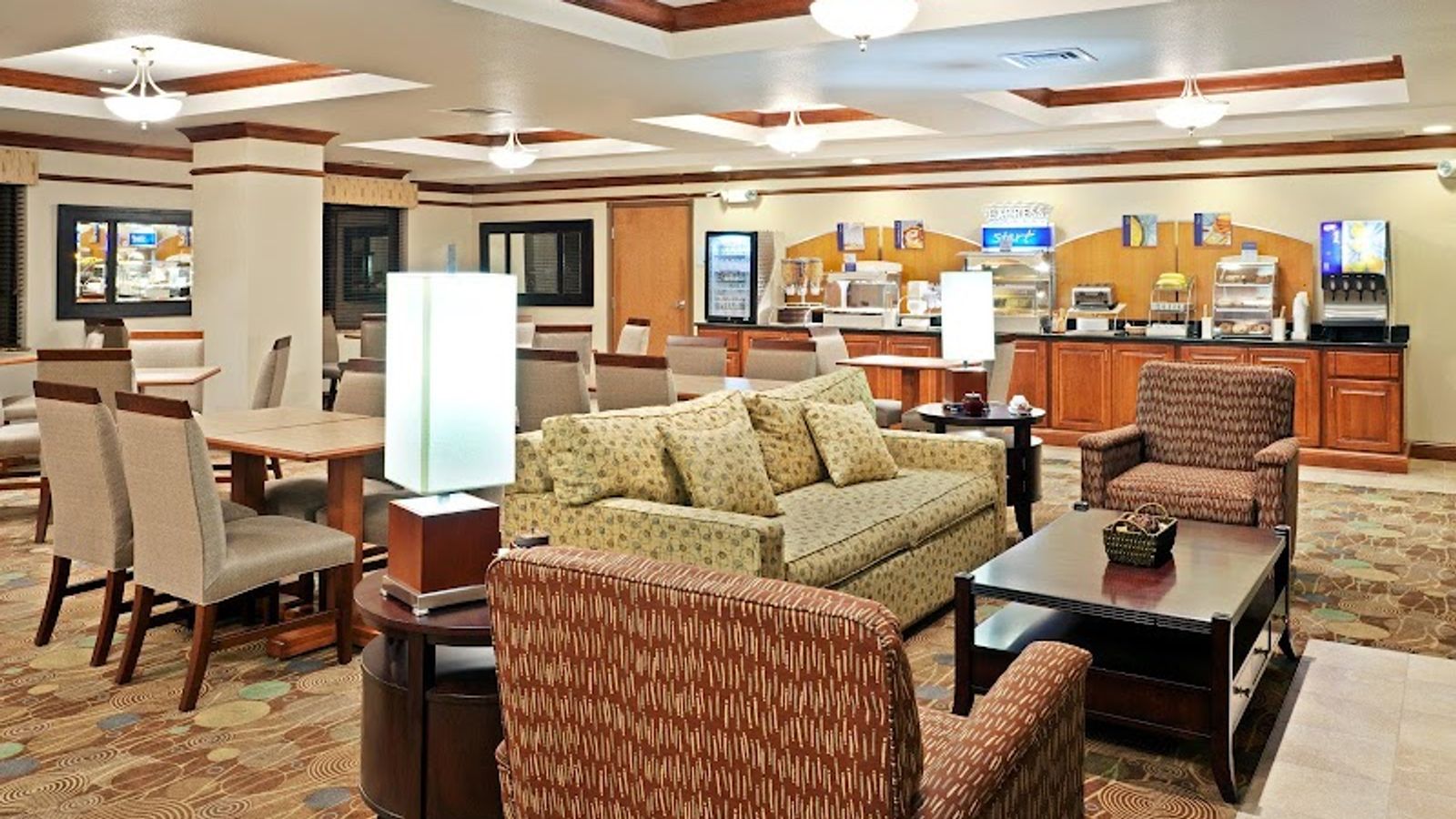 Photo of Holiday Inn Express & Suites Vancouver Mall/Portland Area, an IHG Hotel