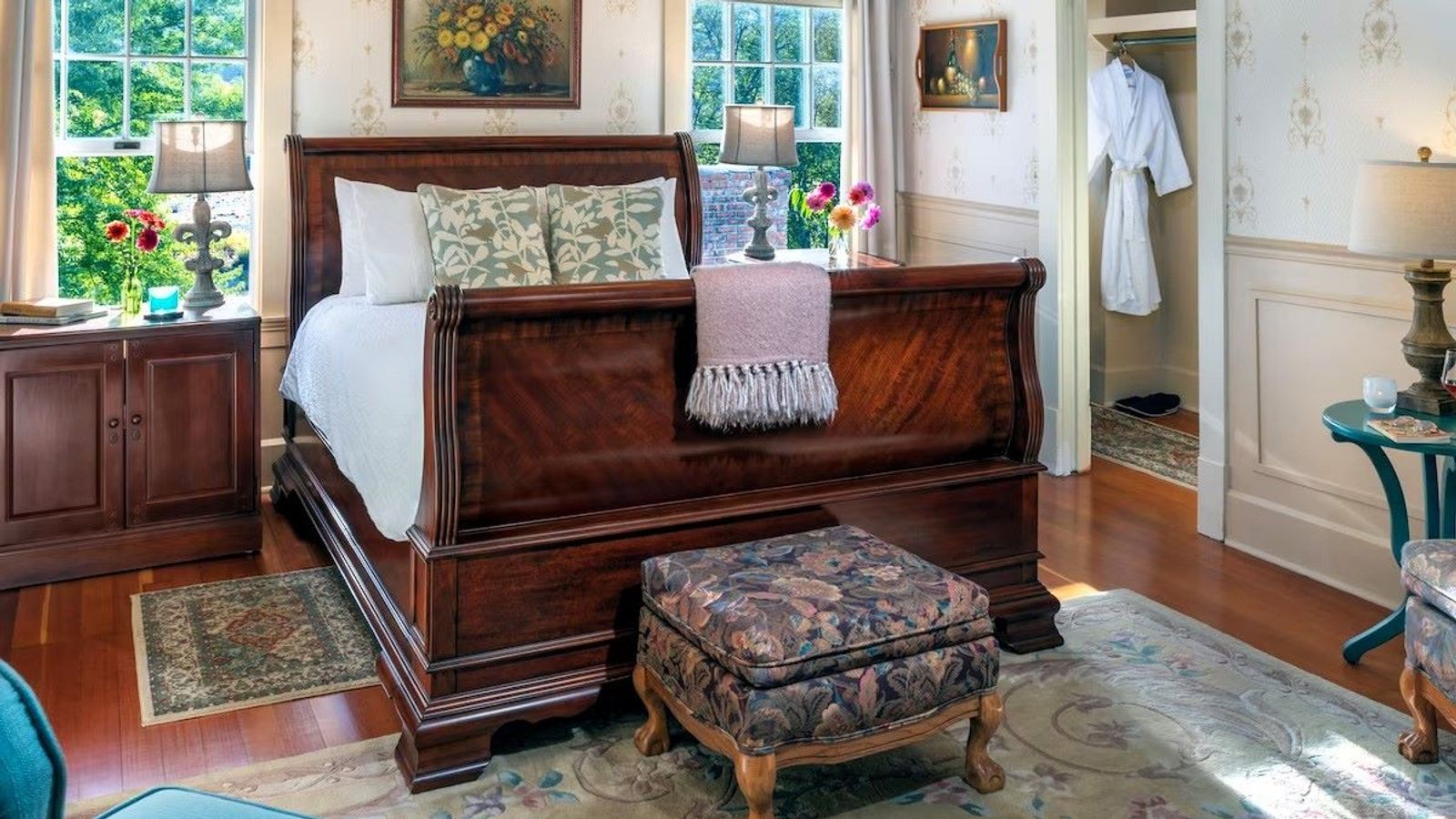 Warm Springs Inn & Winery - English Room