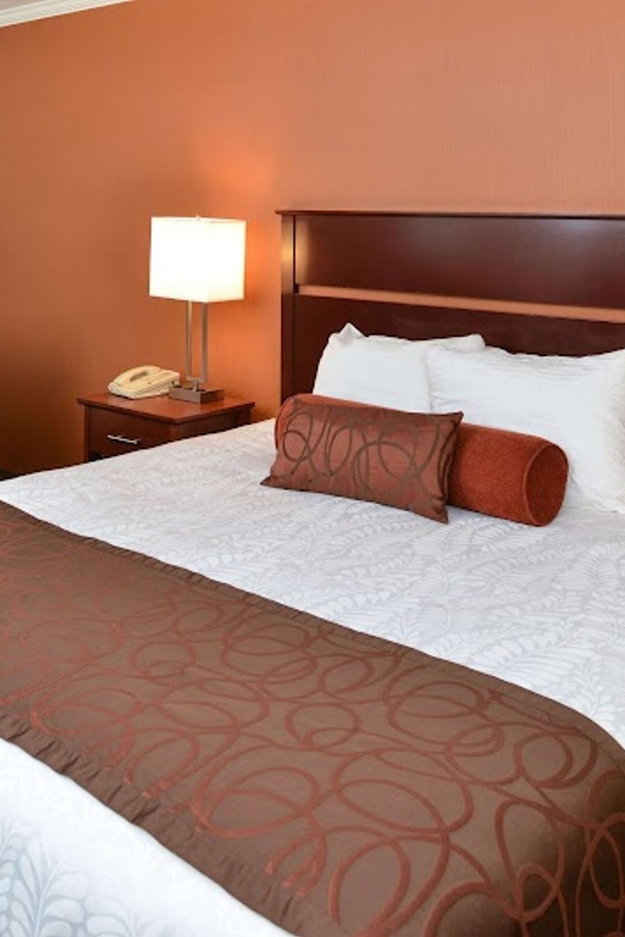 Photo of Best Western Plus Landmark Inn