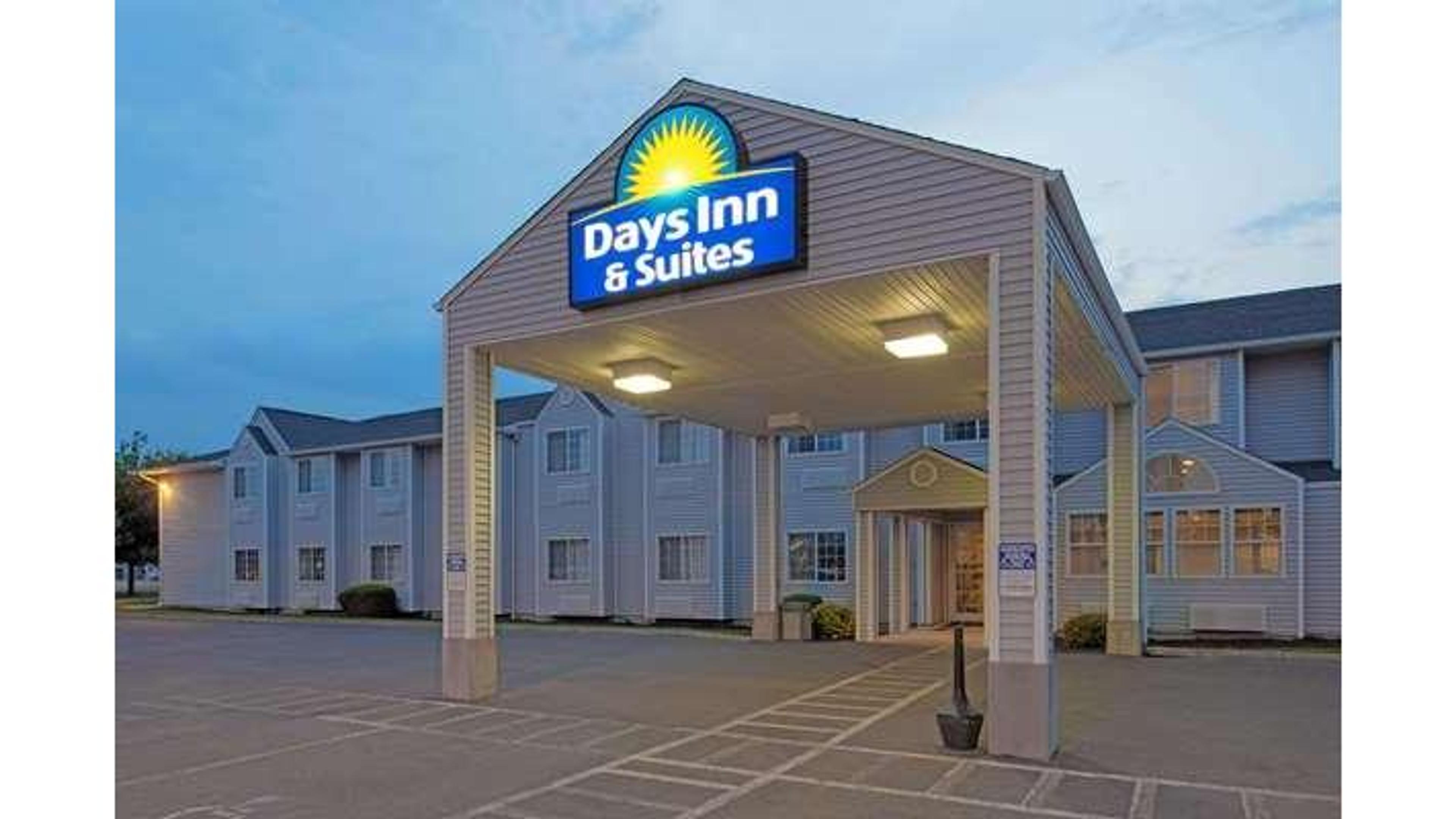 Days Inn & Suites by Wyndham Spokane Airport Airway Heights