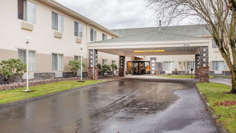 Photo of Comfort Suites Near Vancouver Mall