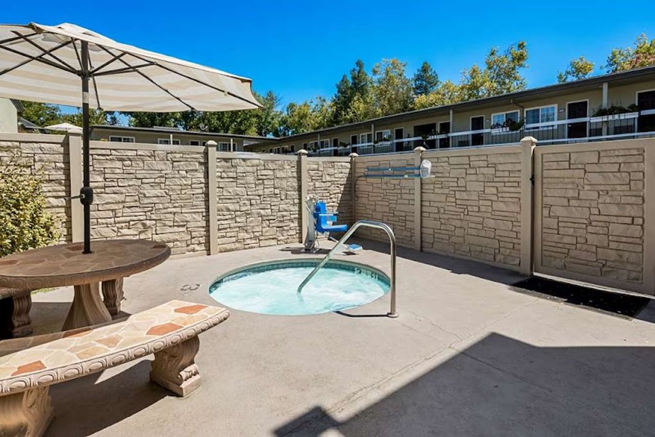 Photo of Best Western University Lodge