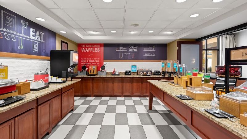 Photo of Hampton Inn & Suites Burlington