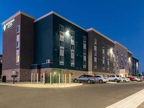 WoodSpring Suites Bakersfield Airport