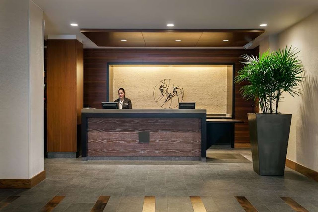 Photo of DoubleTree by Hilton Hotel San Francisco Airport