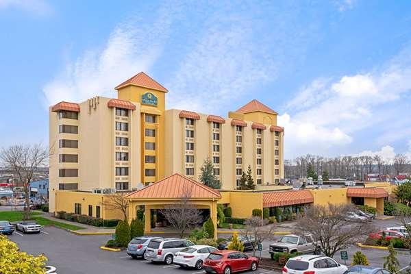 Photo of La Quinta Inn & Suites by Wyndham Tacoma - Seattle