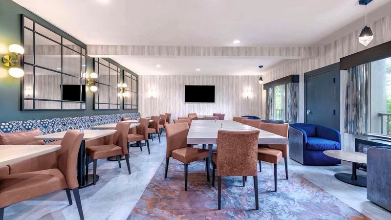 The Newberry Hotel Bend, Tapestry Collection by Hilton - On-site restaurant