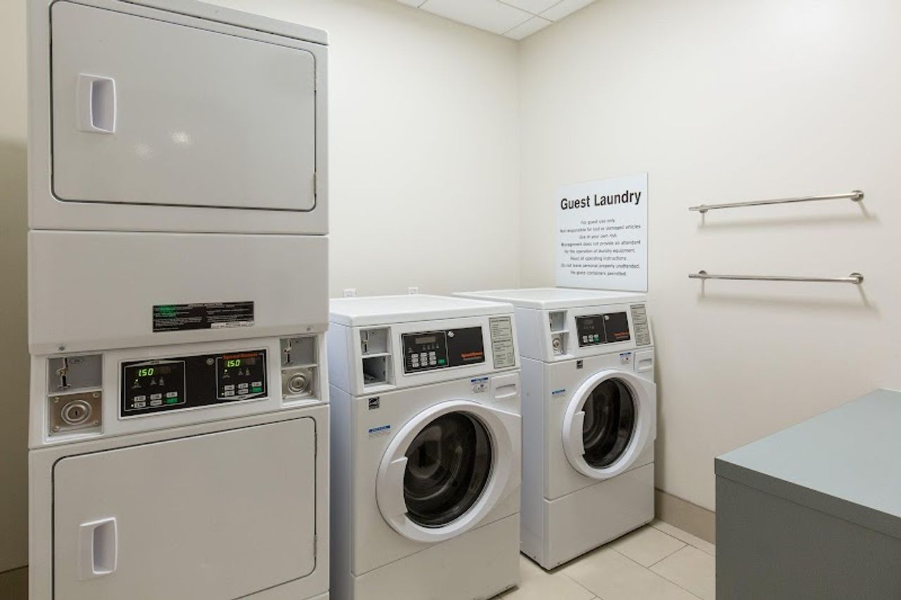 Photo of Holiday Inn Express Visalia - Sequoia Gateway Area by IHG