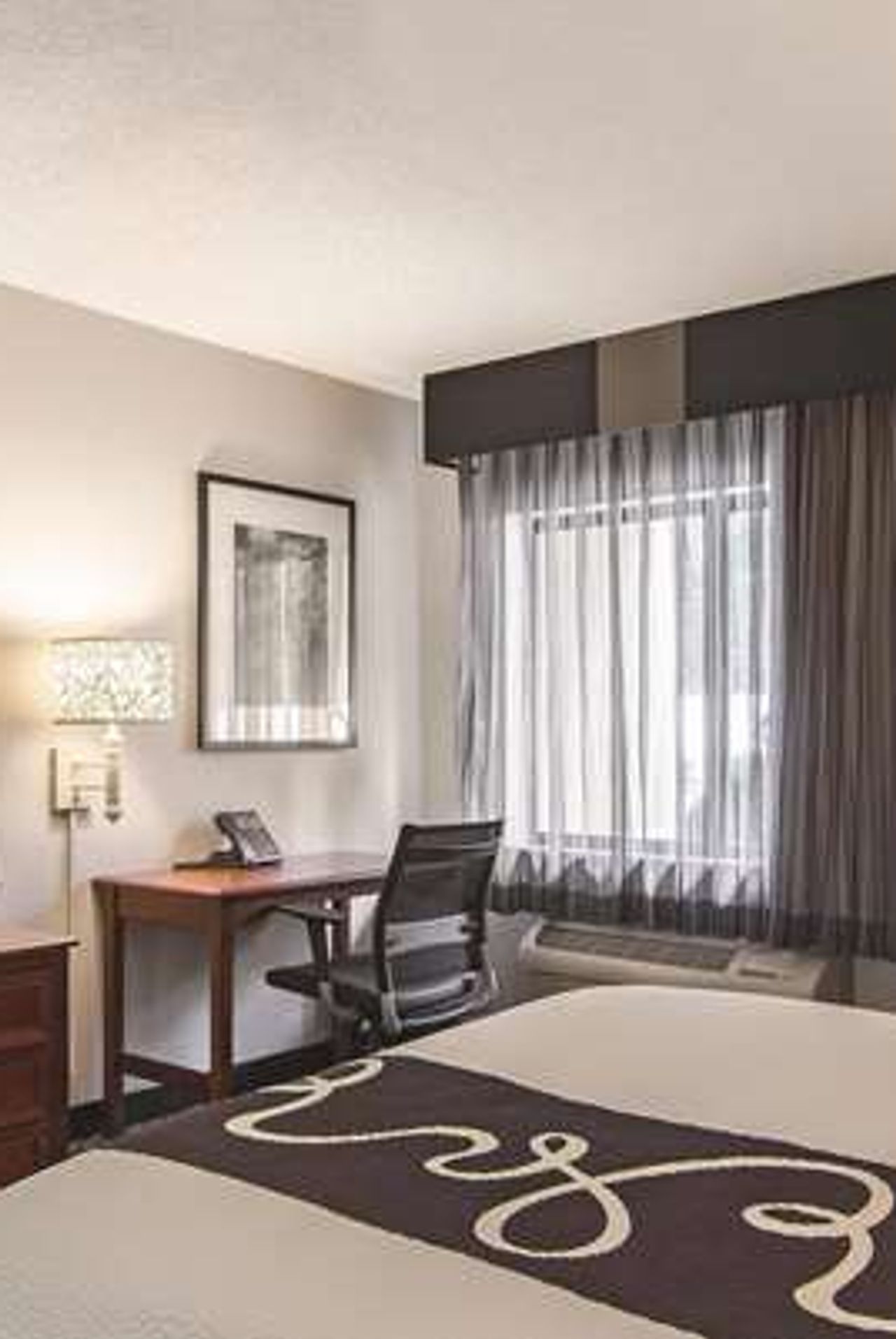 Photo of Howard Johnson by Wyndham Sacramento Downtown
