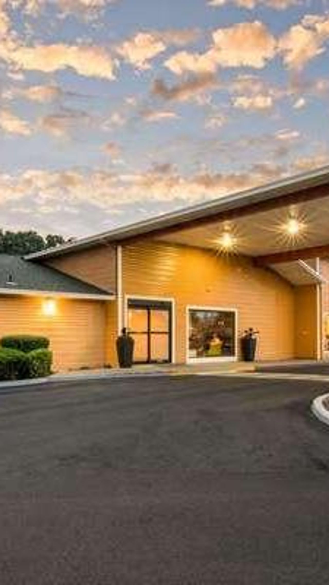 Photo of Quality Inn & Suites