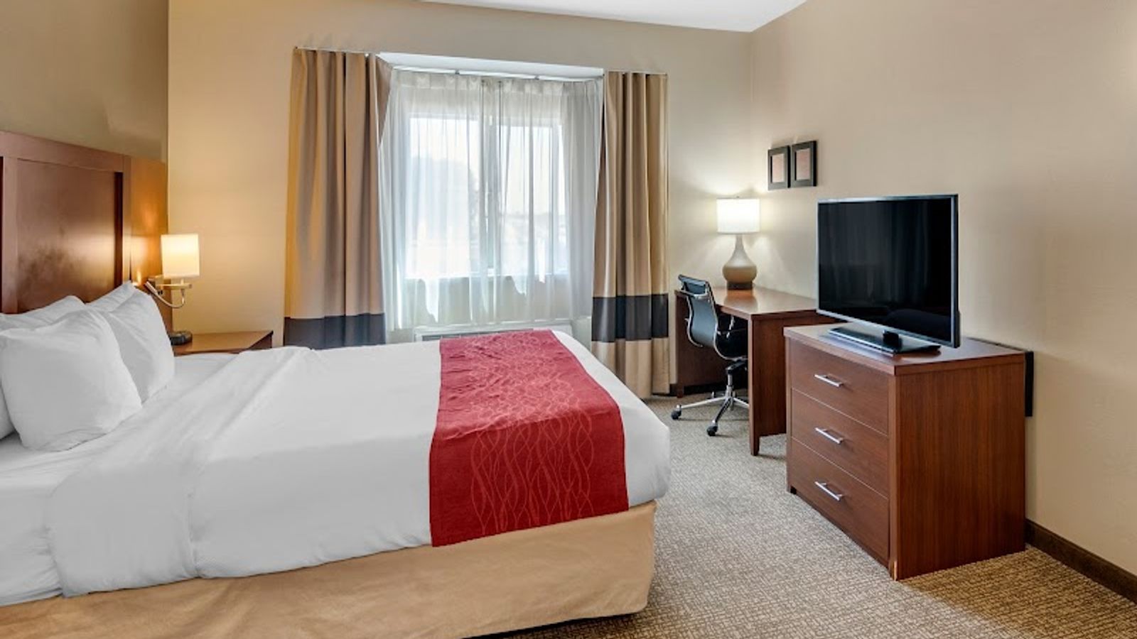 Photo of The Atrium Hotel