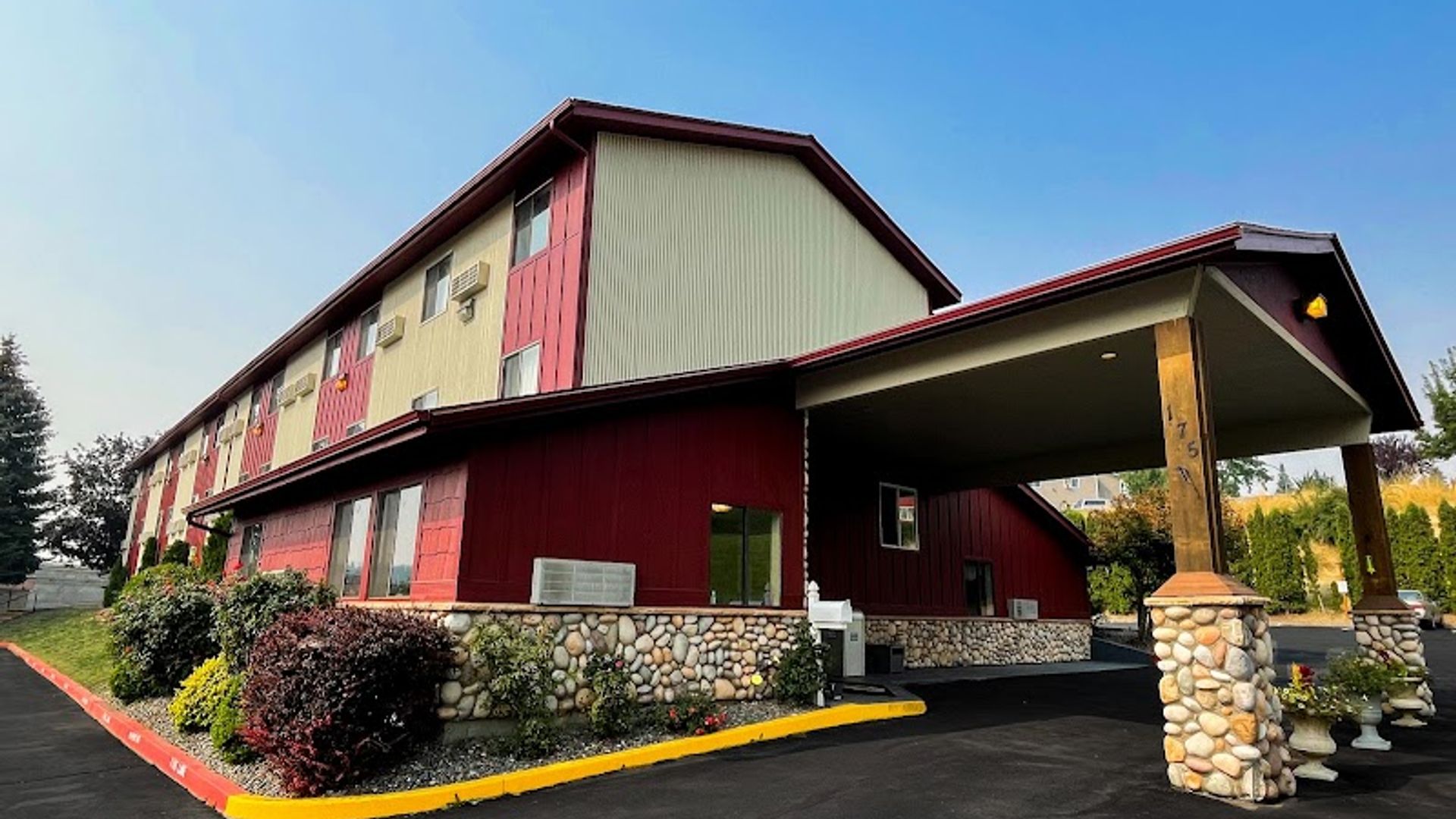 FairBridge Inn & Suites - Moscow/Pullman