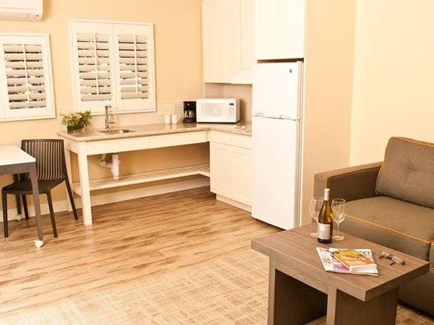 Calistoga Spa Hot Springs - Kitchenette