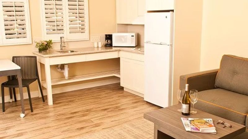 Calistoga Spa Hot Springs - Kitchenette
