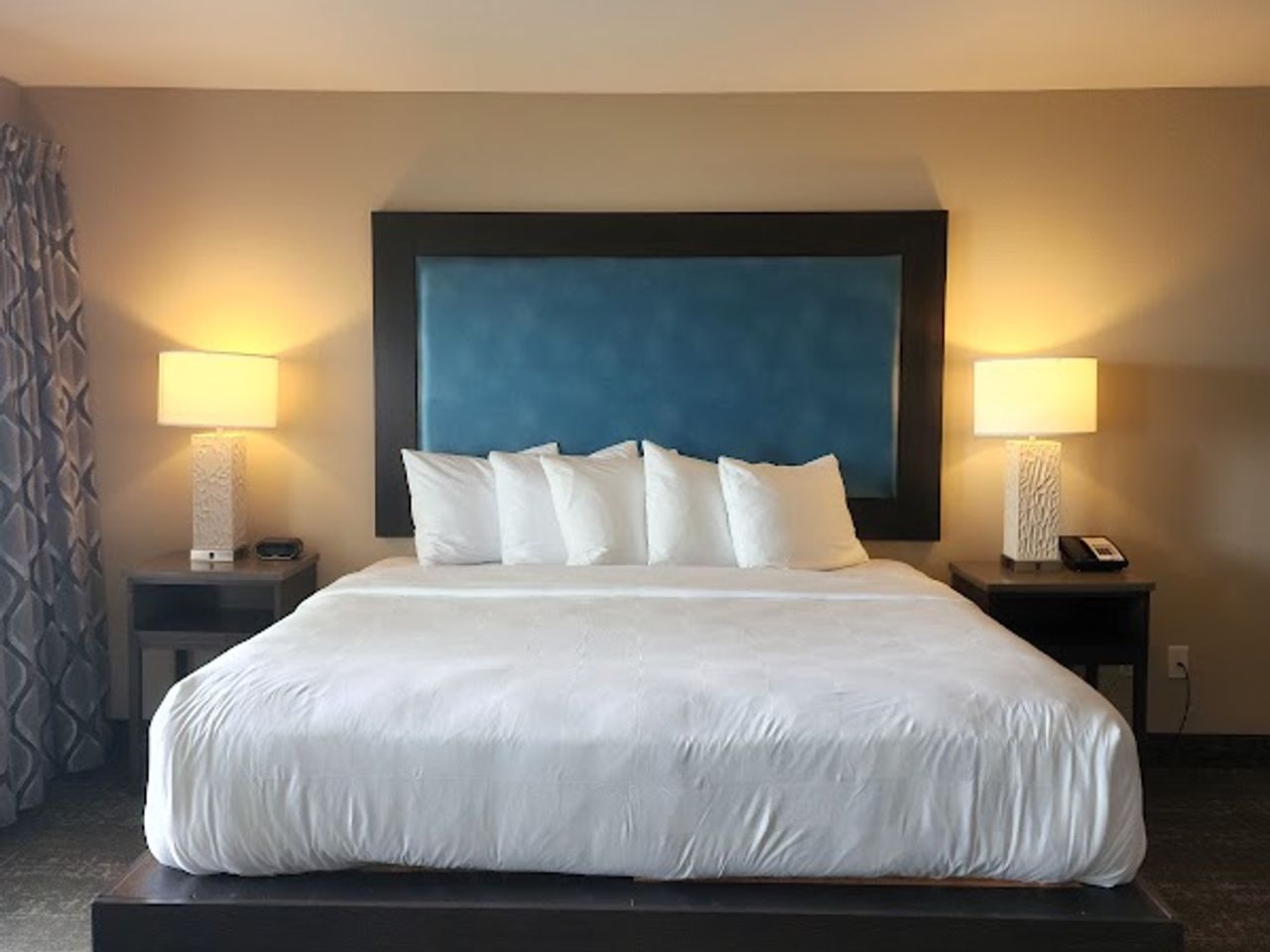 Photo of Lincoln Sands Oceanfront Resort, Ascend Hotel Collection