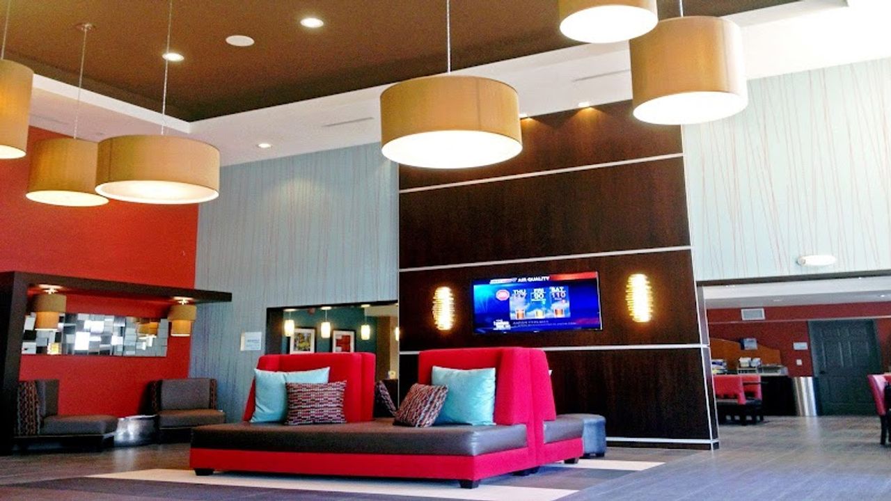 Photo of Holiday Inn Express Bakersfield, an IHG Hotel