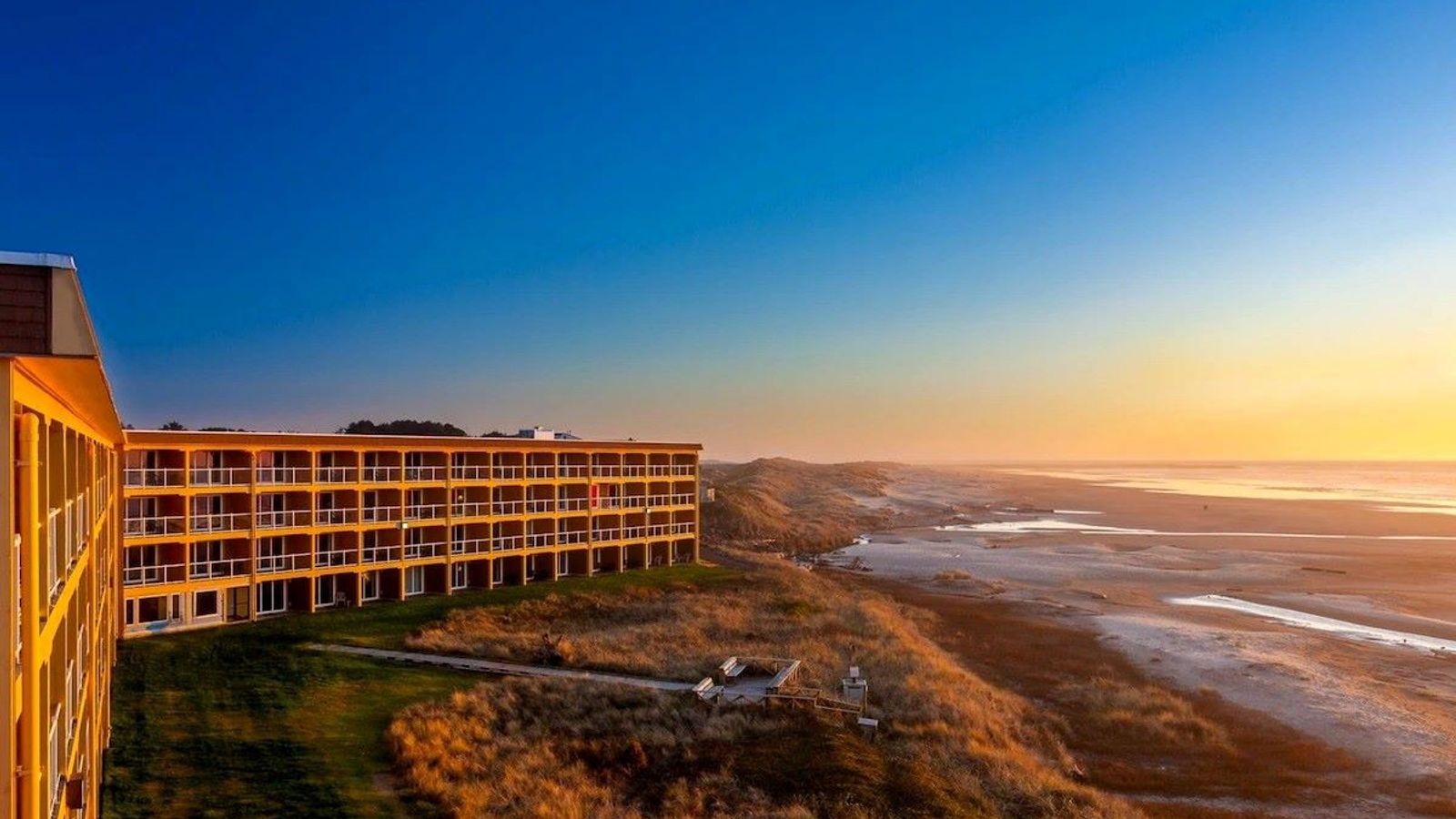 Driftwood Shores Resort